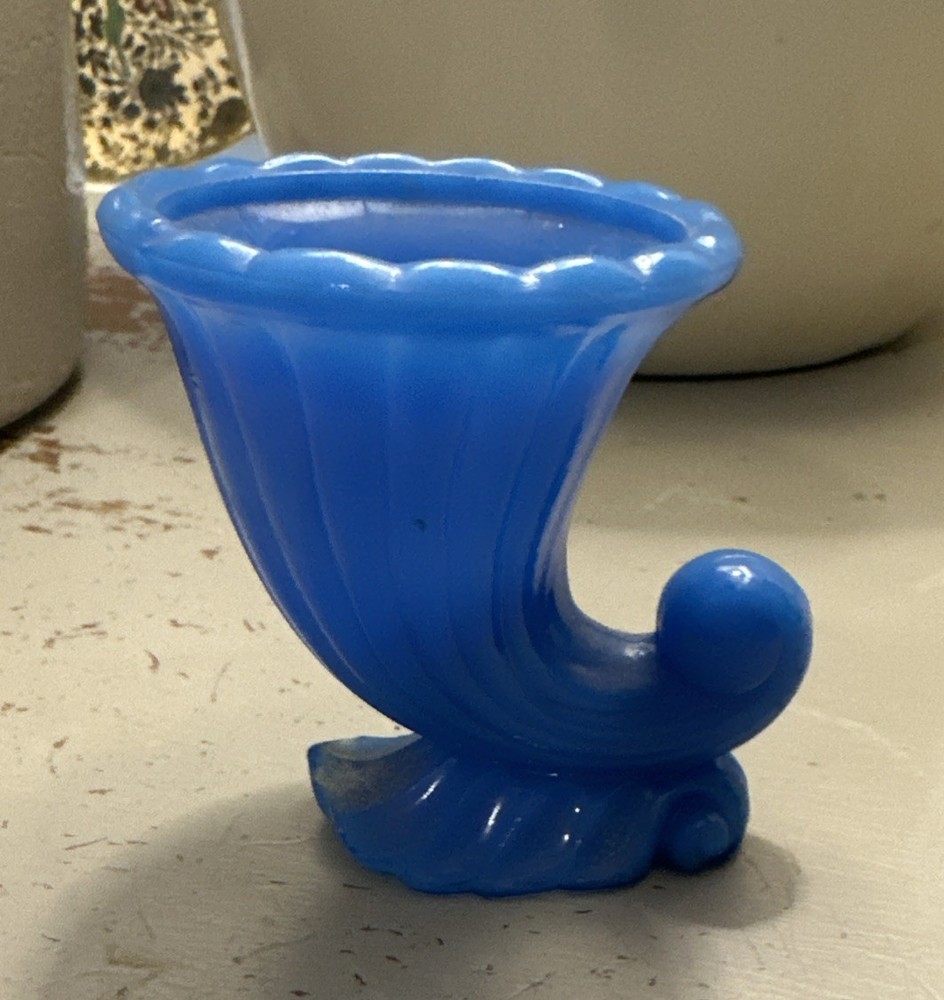 Akro Agate Horn of Plenty Cornucopia Slag Glass Toothpick Holder Blue 3”