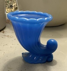 Akro Agate Horn of Plenty Cornucopia Slag Glass Toothpick Holder Blue 3”