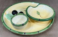 Vintage 3D Appetizer Snack Serving Plate Dish Signed Cali 7.5 inch