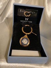 WEDGWOOD BLUE JASPER WARE NAUTICAL BLUE SHIP KEY RING NIB