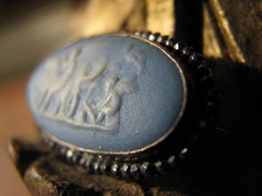 WEDGWOOD XRARE 18 CENTURY CUT STEEL LIGHT BLUE JASPER BROOCHE OF CLASICAL FIG