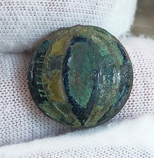 Vintage 1930s Football Badge Metal Detecting Find (313)