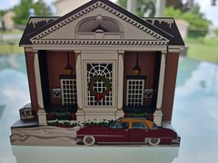 Vintage Sheila’s Houses 2000 Housatonic Bank Stockbridge MA Christmas Village