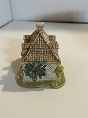 Vintage Lilliput Lane 1995 Vanbrugh Lodge with Deed Signed English Village Piece