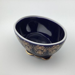 Limoges Castel Oval Trinket box with 22K Gold Design, made in France
