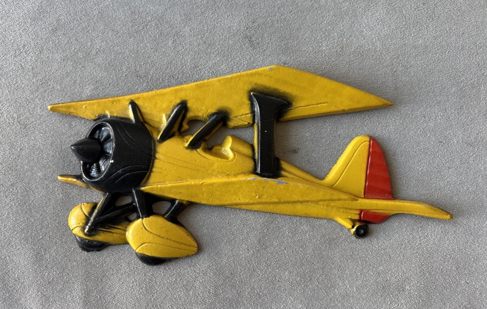Vintage MADE IN USA 1975 9” Cast Iron AirPlane Plaque hanging wall decor