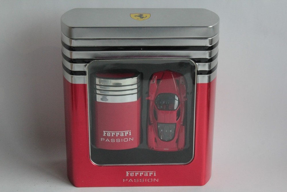 Ferrari Passion Car Ferrari Enzo 1:43 + Eau de Toilette 50ml (62594)