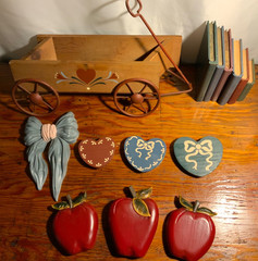 Vintage Assortment Homco Apples Hearts Wagon Shelf Books Bow Wall Decor