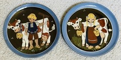 Kohler Biel Handarbeit Pair of 8″ Plates Dairy Cows With Bells Swiss Folk Art