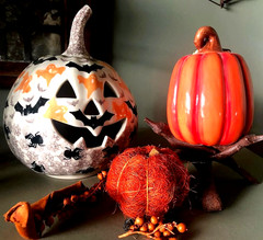Polish Pottery Goth Ceramic Pumpkin 7″ High Spiders Ghosts Bats Gothic Decor