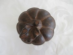 Rustic Cast Iron Pumpkin Removable lid 4.5” Very Heavy, EXCELLENT