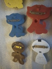 Avon fragrance glace pins Turtle gingerbread cat Chick Jack in the Box Lot of 9
