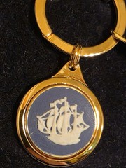 WEDGWOOD BLUE JASPER WARE NAUTICAL BLUE SHIP KEY RING NIB
