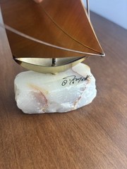 SIGNED DEMOTT NAUTICAL SAILBOAT SCULPTURE CALIFORNIA USA ONYX BRASS-8.5”