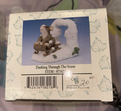 Charming Tails Dashing Through The Snow Item 87/624 Original Box & Packaging