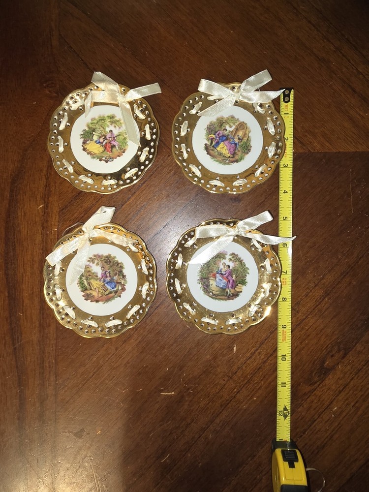 Decorative “Courting” Plates