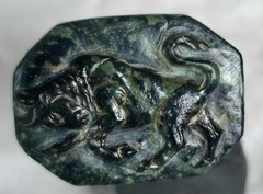 300 BC Authentic Ancient Roman hololith Ring Engraved Gemstone Bull MUSEUM GRADE