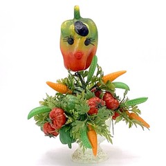 Vtg Anthropomorphic Vegetable Plastic Centerpiece Kitsch Lashes Top Hat * READ