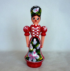 Hungarian Wooden Folk Art Doll Hand Painted Tole Ware Traditional Costume 5″ VGC