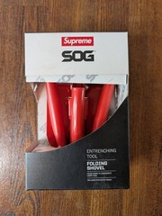 Supreme x SOG Folding Shovel Red Entrenching Tool Collapsible Brand New FW17
