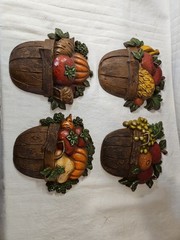 Set Of 4 Vintage Sexton 1978 Metal Wall Plaque Art Vegetables/Fruits n Baskets