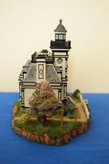 Harbour Lights Spring at Fort Tomkins, NY MIB with COA. Signed. HL652