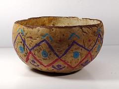 Vtg Hand Painted Gourd Bow. 6″ Wide 3″ Deep Hand Painted.. The Rest Is Unknown
