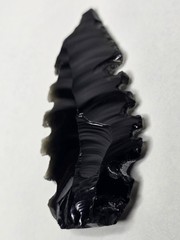 Black Obsidian Style Hand Knapped Arrowhead Point 2.5 In Authenticity Unknown
