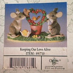 Fitz Floyd Charming Tails Keeping Our Love Alive 89/710 Damaged Box