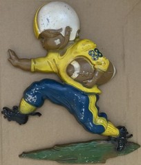 Vintage 1970 Homco Sexton Cast Aluminum Metal Football Wall Hanging Plaque USA