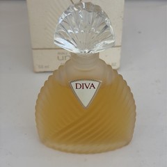 Fleur Diva Eau de Toilette Collectible Bottle 50 ml Emanuel Ungaro Vintage