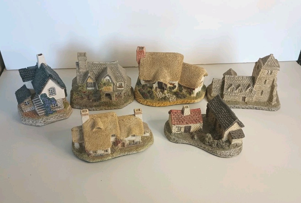 Vtg David Winter English Cottages Lot Of 6, 5 are Signed! Enesco, Collectibles