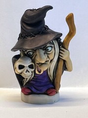 Harmony Kingdom Artst Neil Eyre Designs Halloween Wicked Kitchen Witch Skull