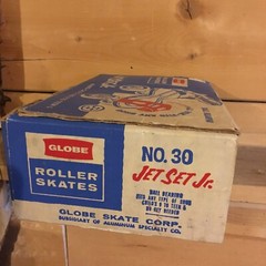 Globe roller skates box no. 30 jet set jr. junior ball bearing genuine authentic