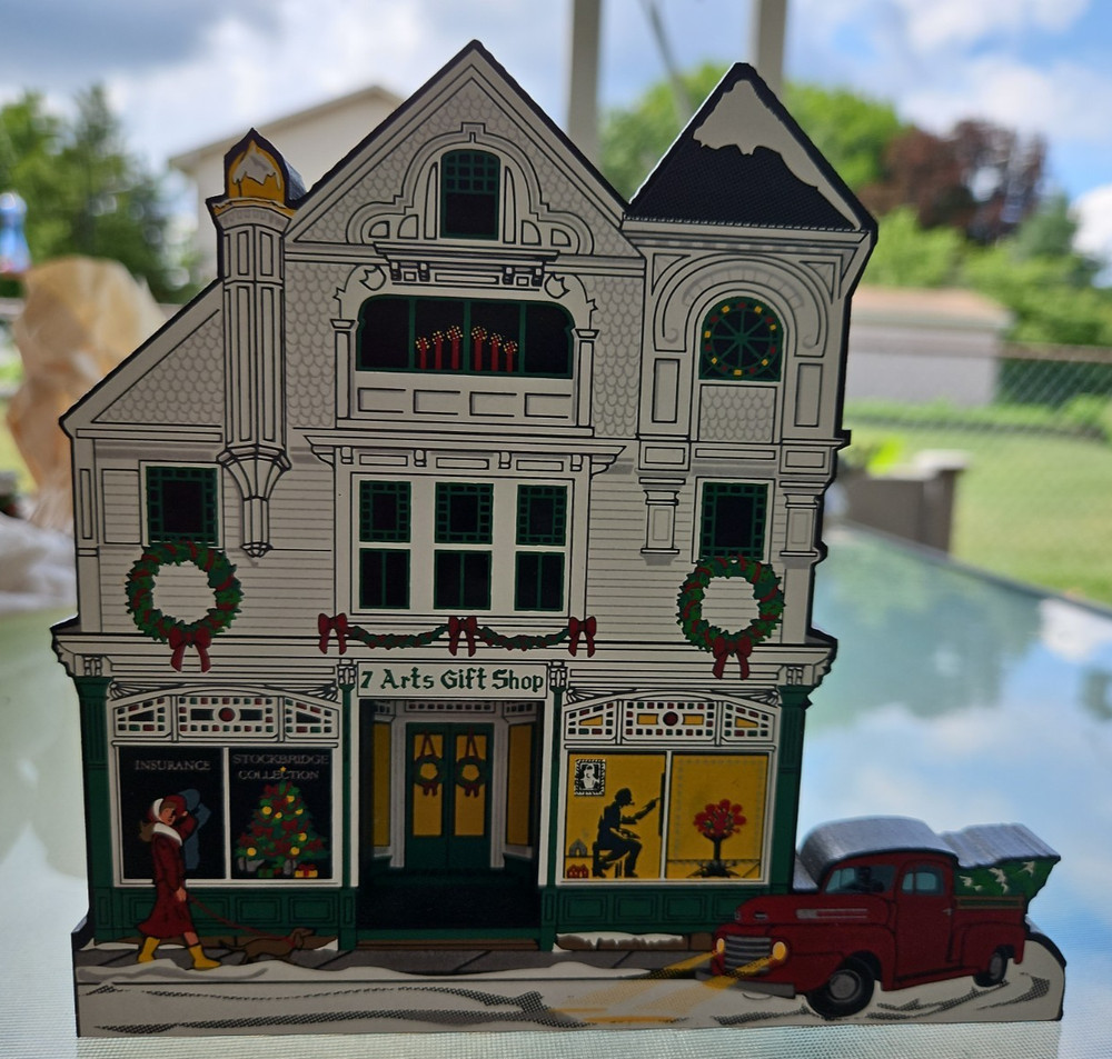 Vintage Sheila’s Houses 2000 Seven Arts House Stockbridge MA Christmas Village