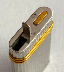 Antique Rare Must de Cartier Paris 1989 Pillendose/Pill Box Steel gilded
