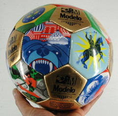 MODELO BEER ⚽ BEAUTIFUL GAME SOCCER BALL WITH DISPLAY STAND NEW OLD STOCK VTG