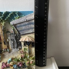BEAUTIFULLY DETAILED 9” X 7” WALL ART RESIN PICTURE PLAQUE