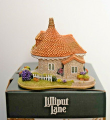 Lilliput Lane Collectibles With Thanks. Mint in original box with deed.