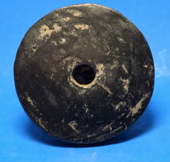 PRE-COLUMBIAN MIXTEC DECORATED CERAMIC SPINDLE WHORL WITH ZOOMORPHIC MOTIF