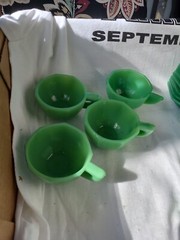 1930’s AKRO AGATE GLASS TOY 5 CUPS JADE GREEN JADEITE JADITE