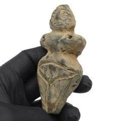 Ancient Mother Goddess Stone Idol – 2000 BC Fertility Worshiper Venus Figure