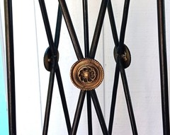 ARROW DISPLAY STAND vtg maitland smith wrought iron plant gold hollywood regency