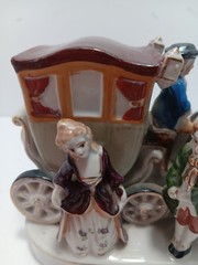 Hand Painted Porcelain Stagecoach W/Passengers Figurine Made In Japan 6.5″L