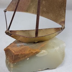 2x Vintage John Demott Sailboat Metal & Rock Sculpture 14-1/2″ & 8-1/2″ Tall