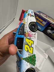 Jeff Gordon #24 Sam Bass Holiday 2011 Impala 1:24 Lionel Diecast