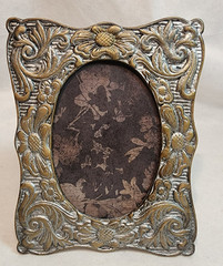 Vintage Small Metal Frame floral design, table stand, maker unknown