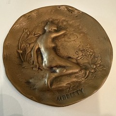 ANTIQUE 1923 “MODESTY” BRONZE PICTORIAL TRINKET SAUCER MEDAL FRENCH ART NOUVEAU