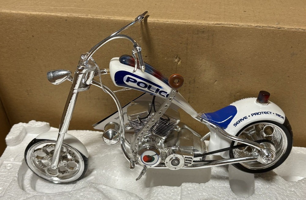 2006 Phantasy Choppers Cherry Top Motorcycle Westland Giftware 13009 Needs Fixed