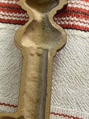 Vintage 1970’s Skeleton Key Wall Decor Sexton Metal Gold-Tone Hanging 27.25”